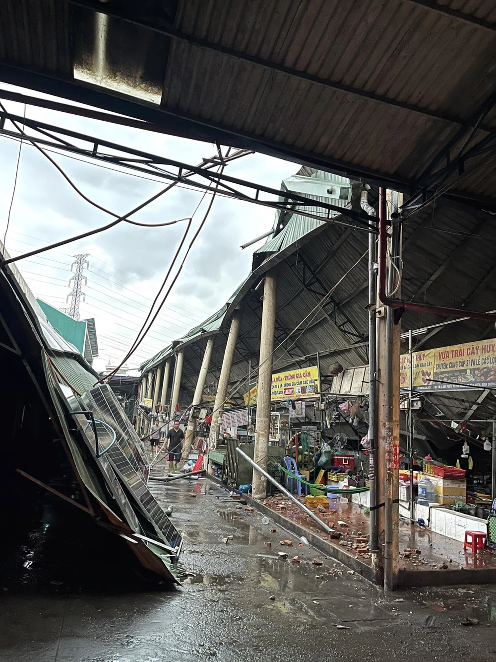 mưa to gió lớn (5).jpg