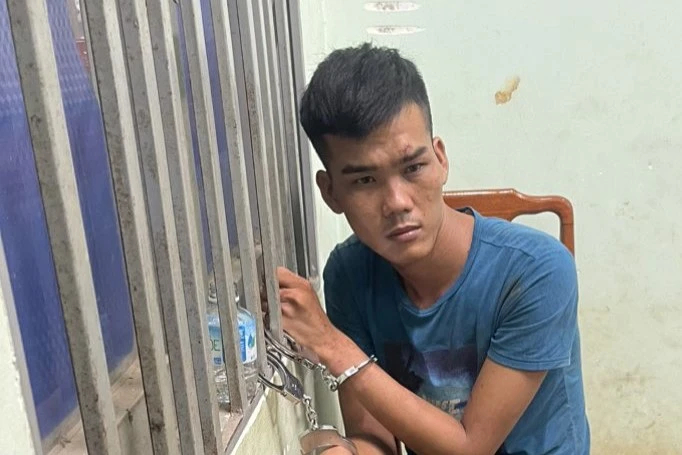 đại úy công an (1).jpg