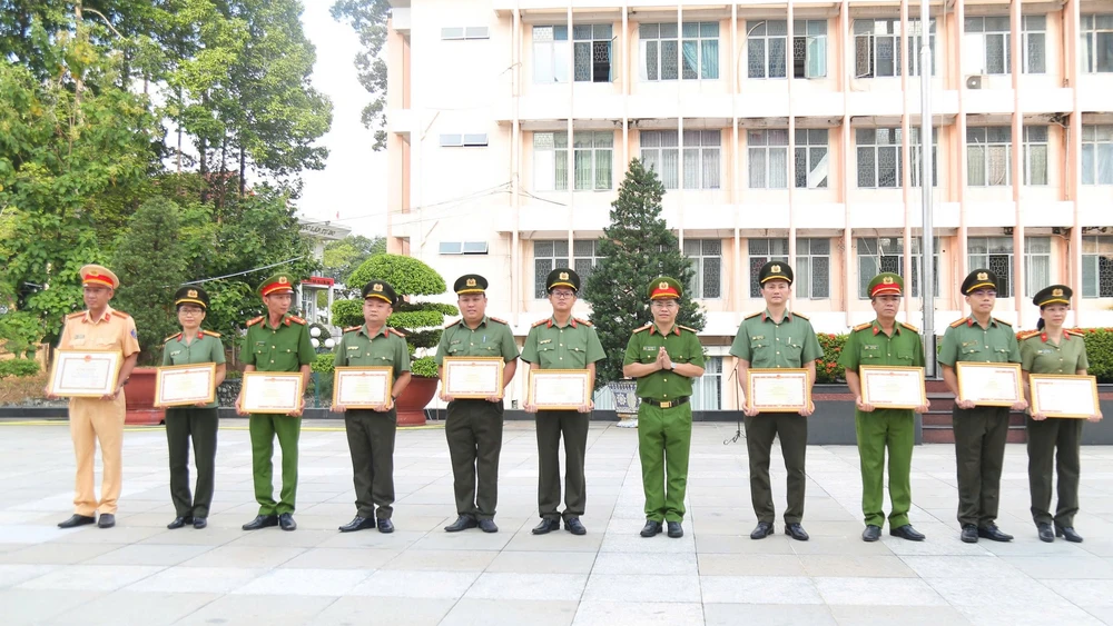 Cảnh sát hình sự (1).jpg