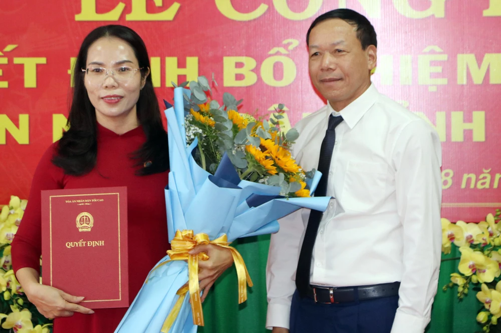 Chánh án TAND (4).JPG