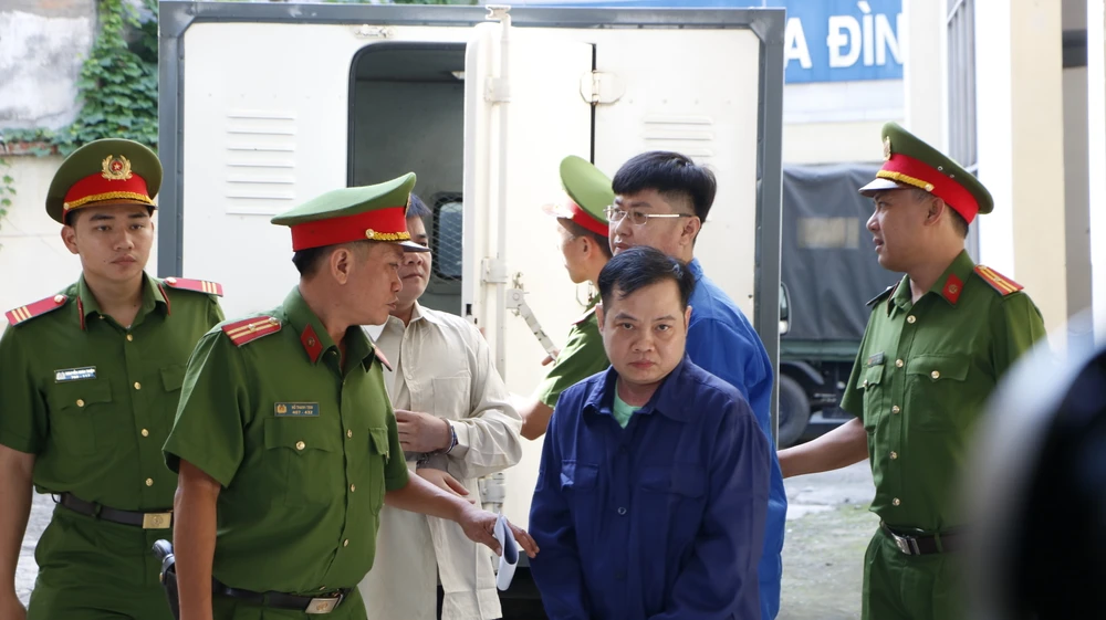 karaoke An Phú (2).JPG