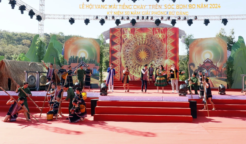 Kỉ lục Việt Nam (1).JPG