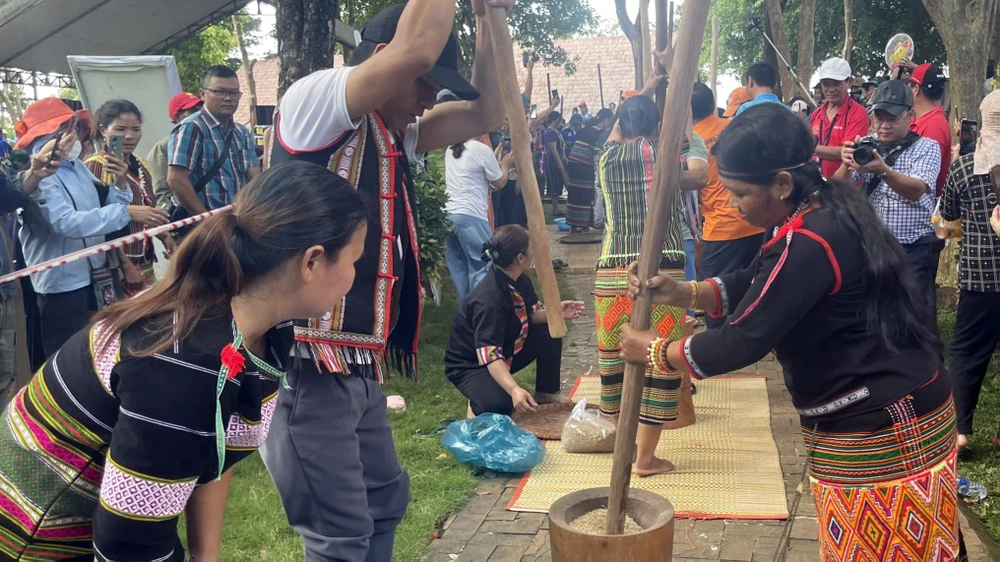 Kỉ lục Việt Nam (13).jpg