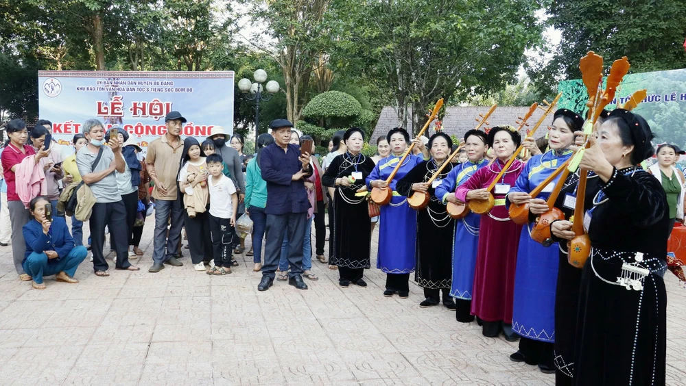 Kỉ lục Việt Nam (3).jpg