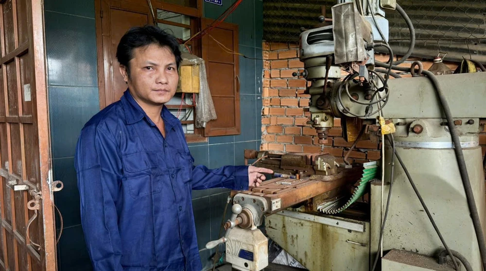 Xưởng chế tạo súng (2).jpg