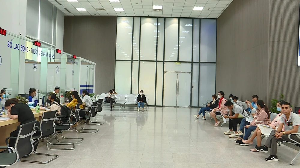 hành chính công (1).jpg