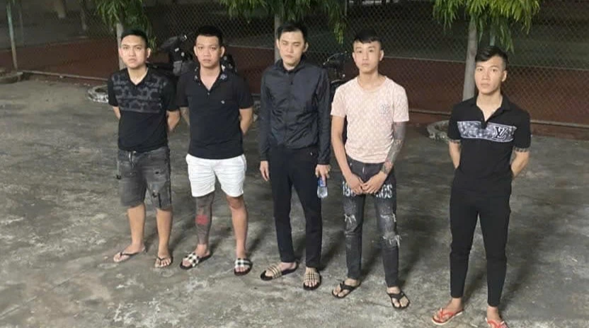 đòi nợ thuê (2).jpg