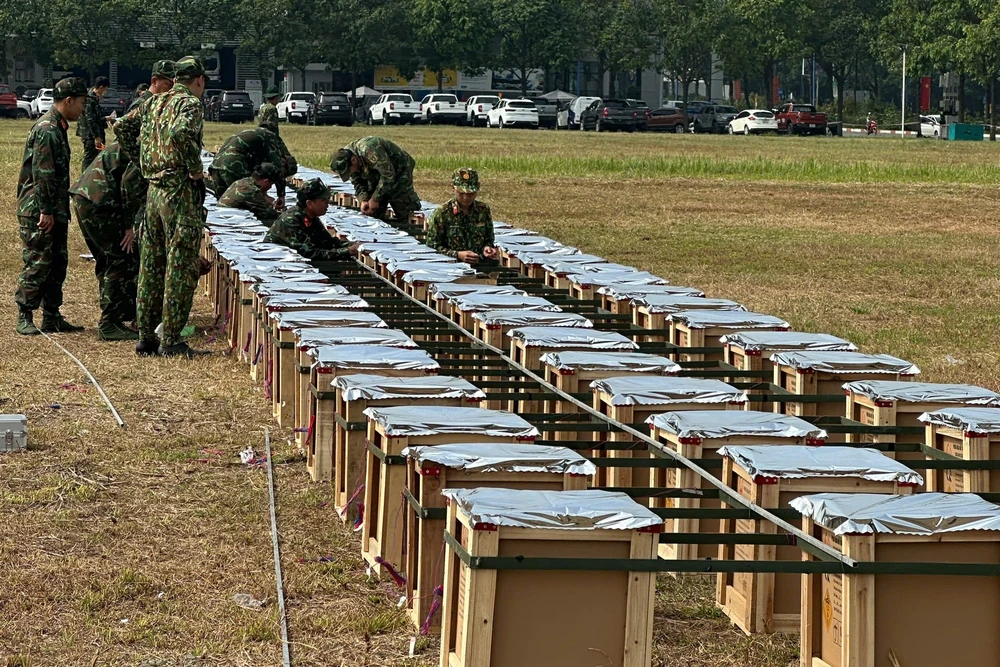 bắn pháo hoa (4).jpg