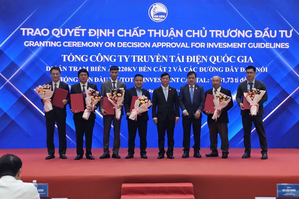 bất động sản..jpg