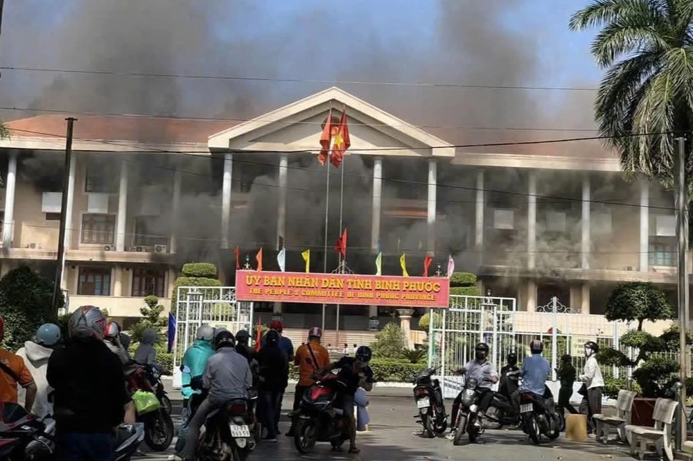 UBND tỉnh Bình Phước (4).jpg