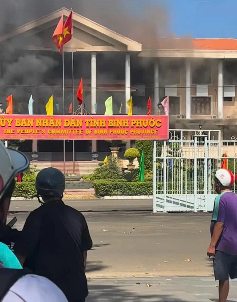 UBND tỉnh Bình Phước (5).jpg