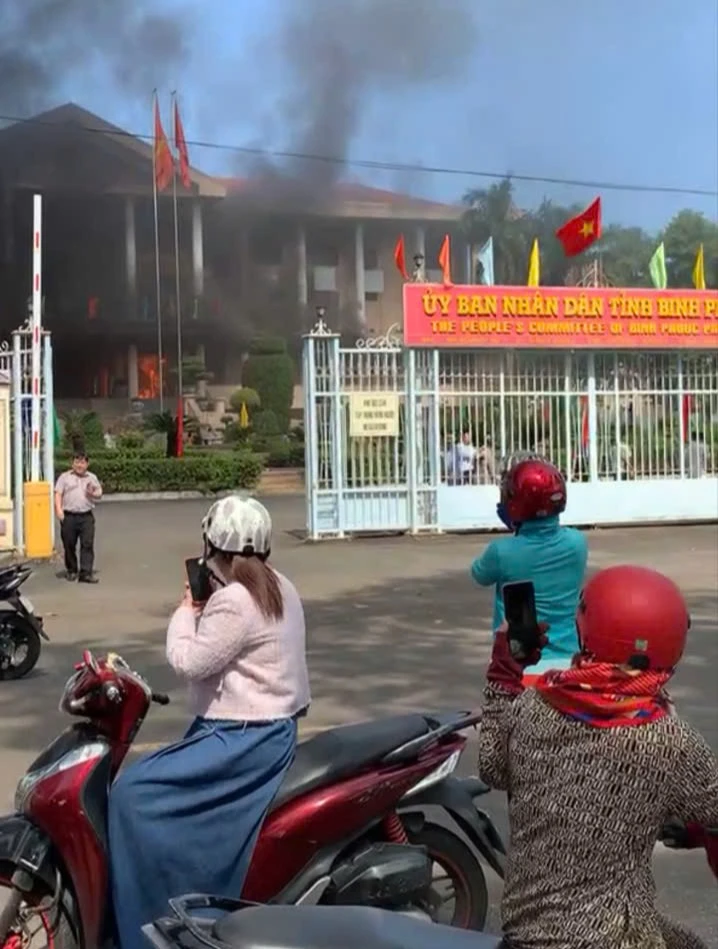 UBND tỉnh Bình Phước (6).jpg