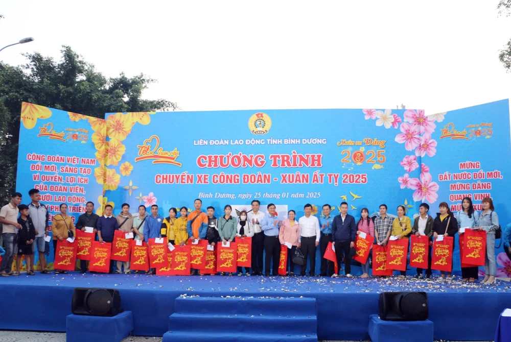 chuyến xe 0 đồng (8).jpg