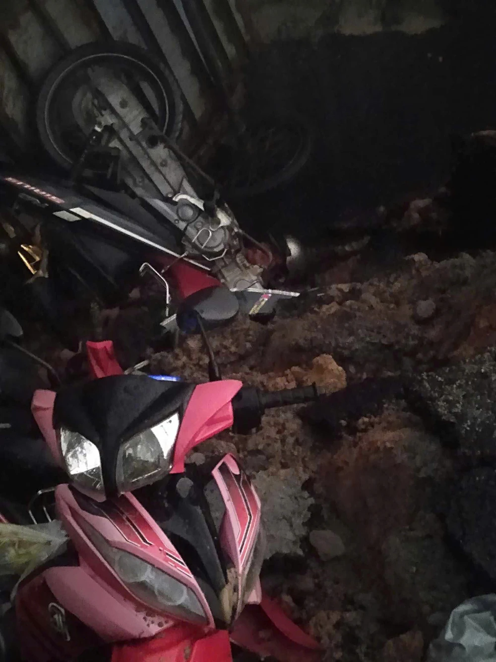 hai người dân (4).jpg