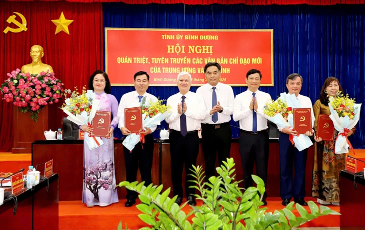 cán bộ chủ chốt (1).jpg