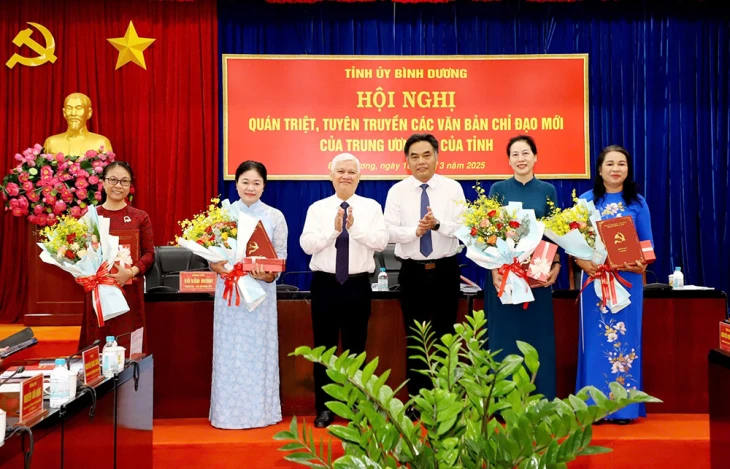 cán bộ chủ chốt (3).jpg