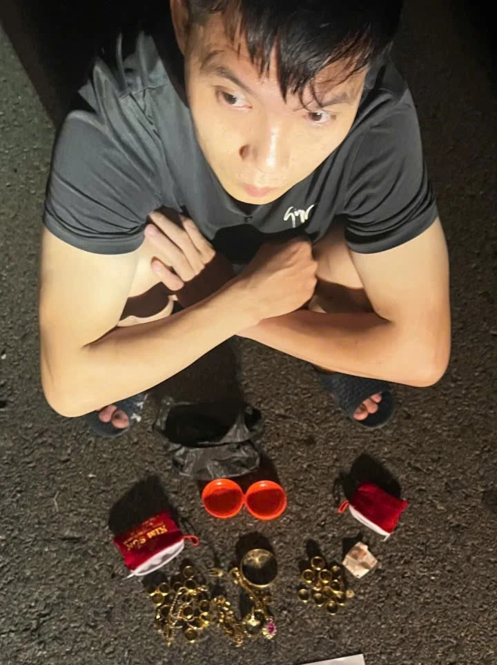 nhà hàng xóm (2).jpg