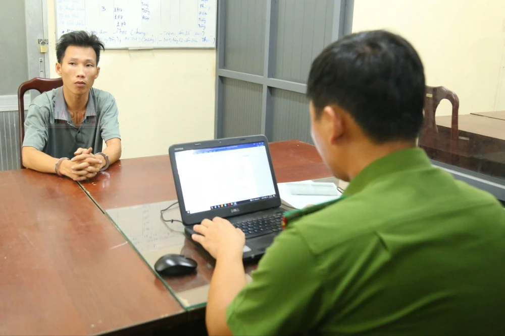 đôi nam nữ (9).jpg