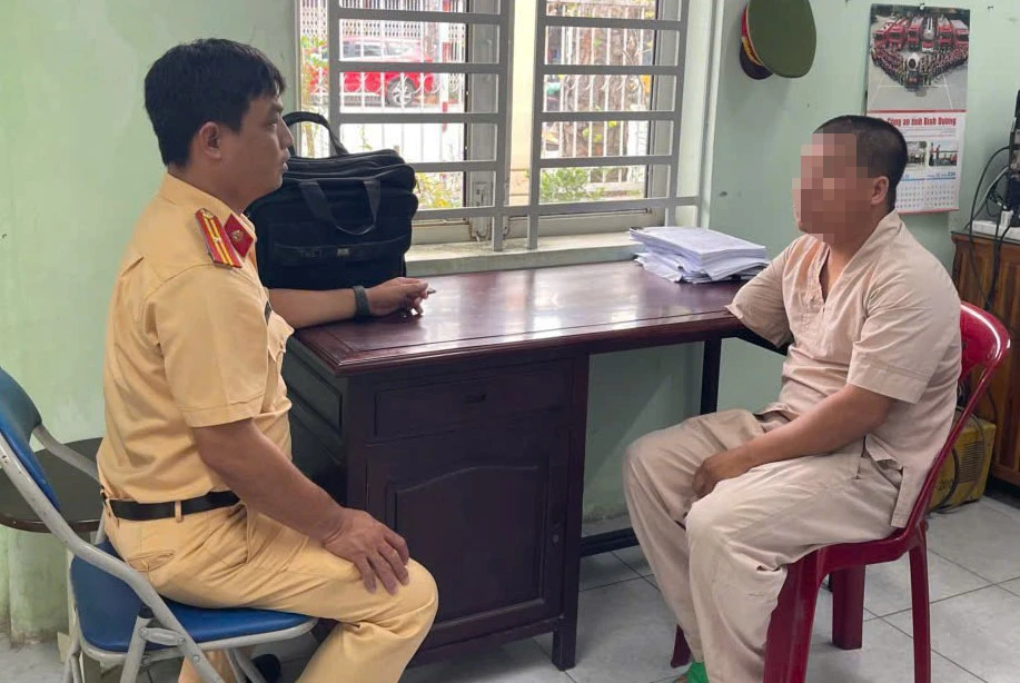 Nam thanh niên (2).jpg