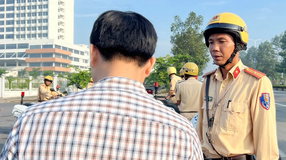 Cảnh sát giao thông (6).jpg