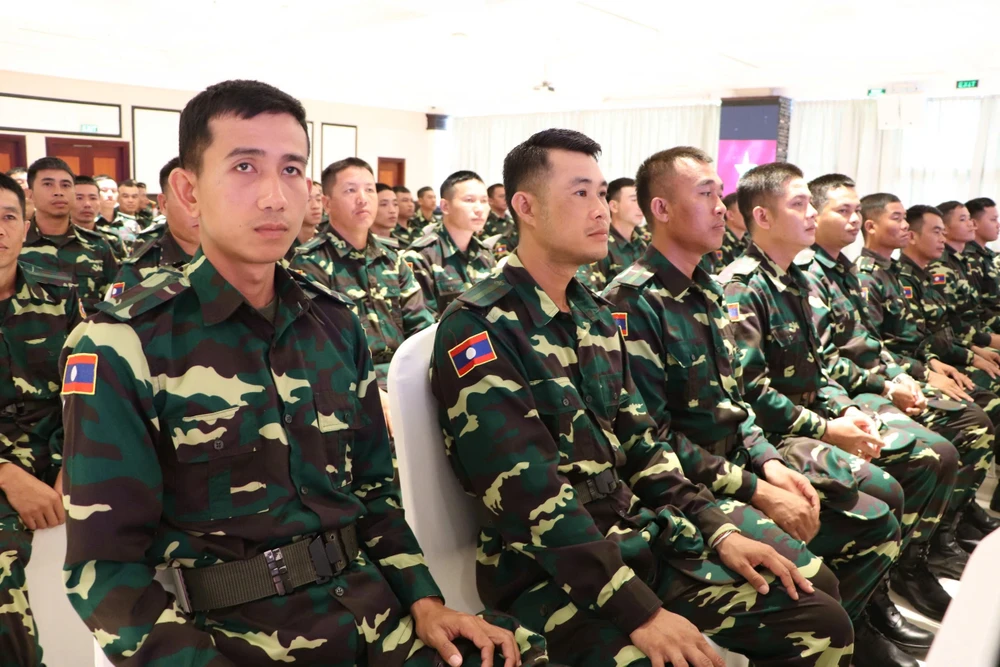 đoàn diễu binh (13).jpg