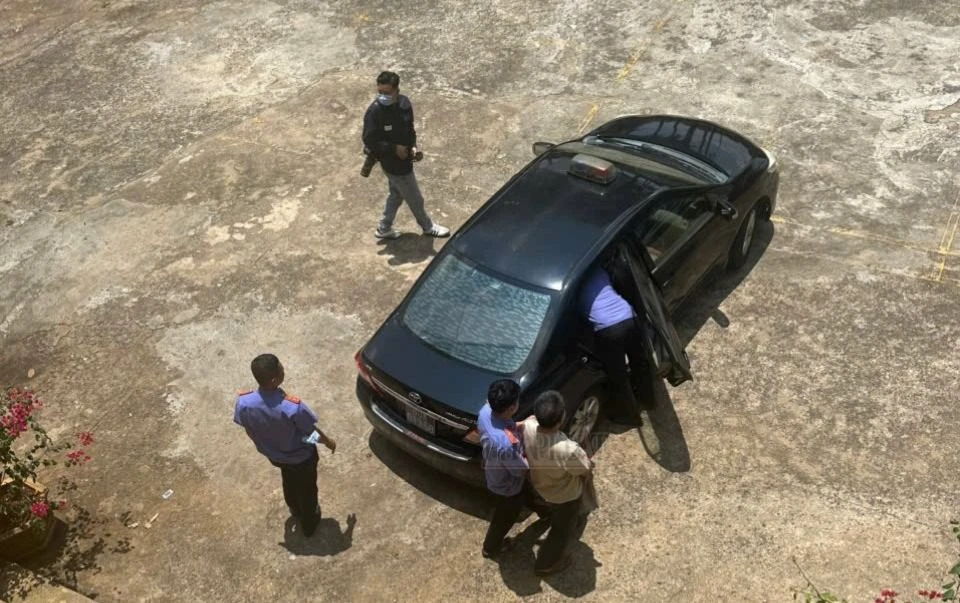 chấp hành viên.jpg