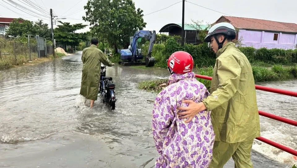 cơn mưa lớn (12).jpg