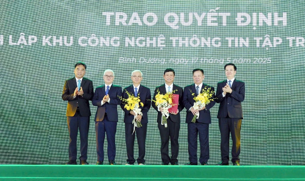 khu công nghiệp (7).jpg