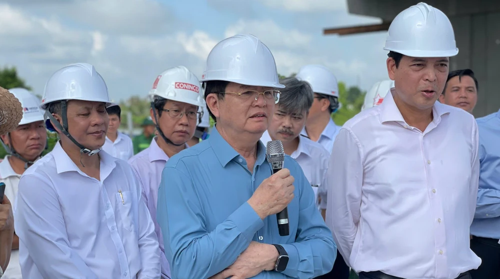 cầu bình gởi (4).jpg