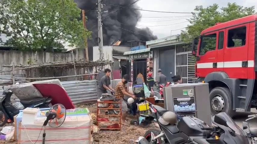 vụ cháy lớn (5).jpg
