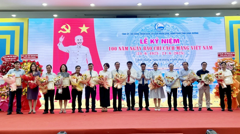 báo pháp luật TP HCM (6).jpg