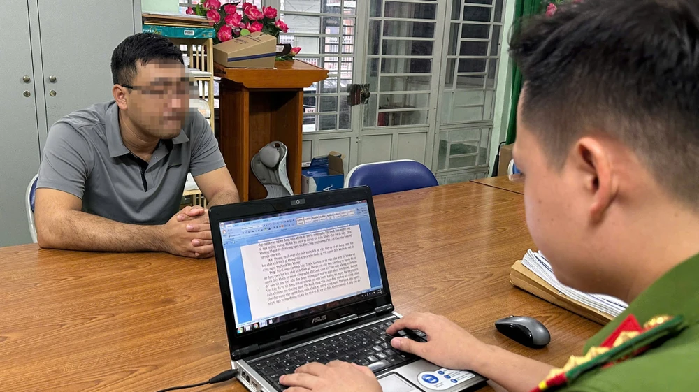 người đàn ông.jpg