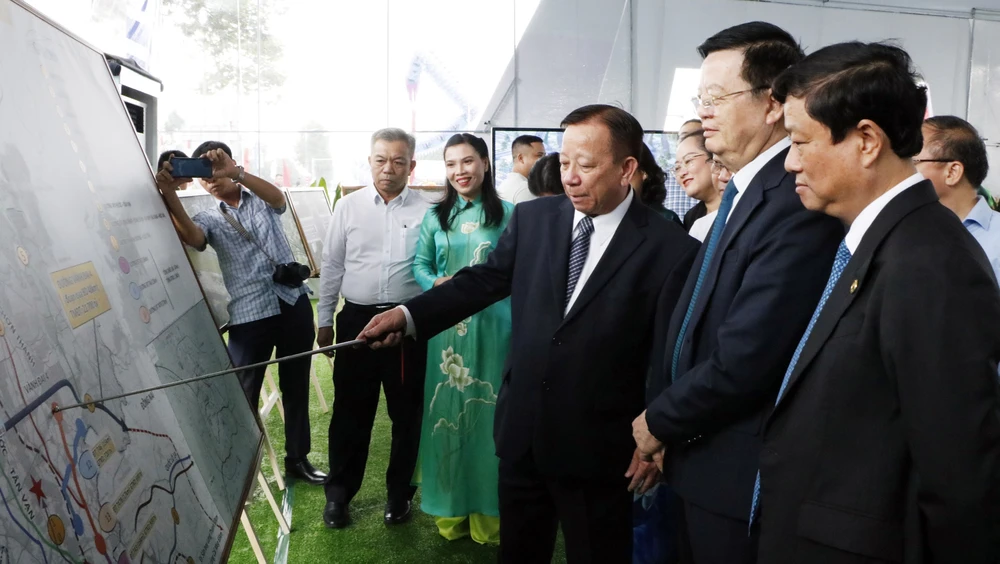 vành đai 4 (2).JPG