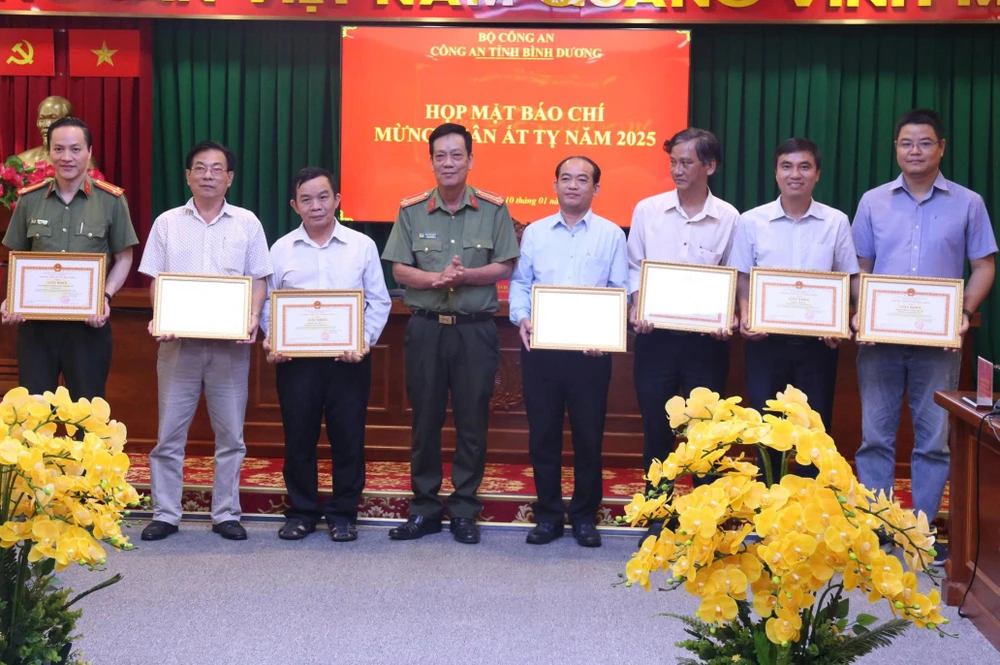 Báo chí và Công an (8).jpg