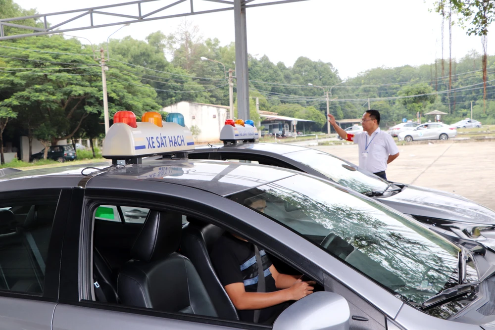 giấy phép lái xe (12).JPG