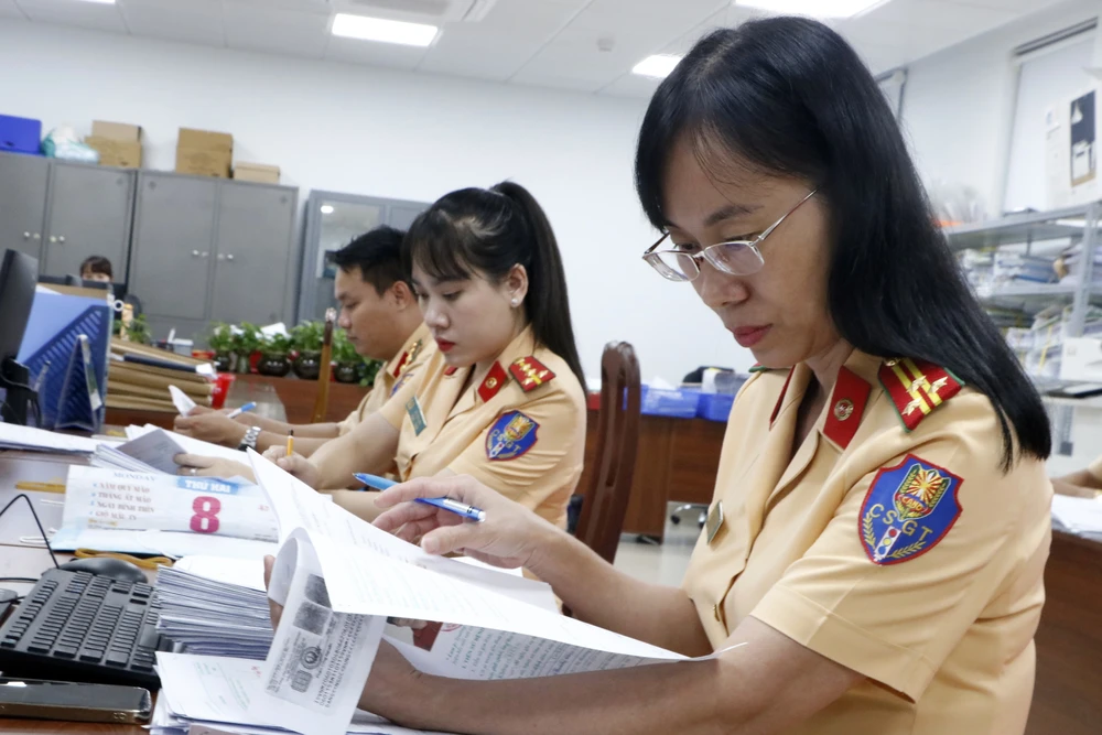 giấy phép lái xe (4).JPG