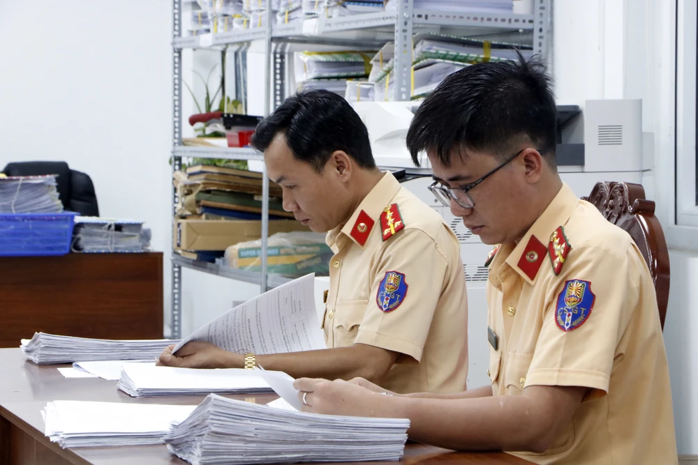 giấy phép lái xe (5).JPG