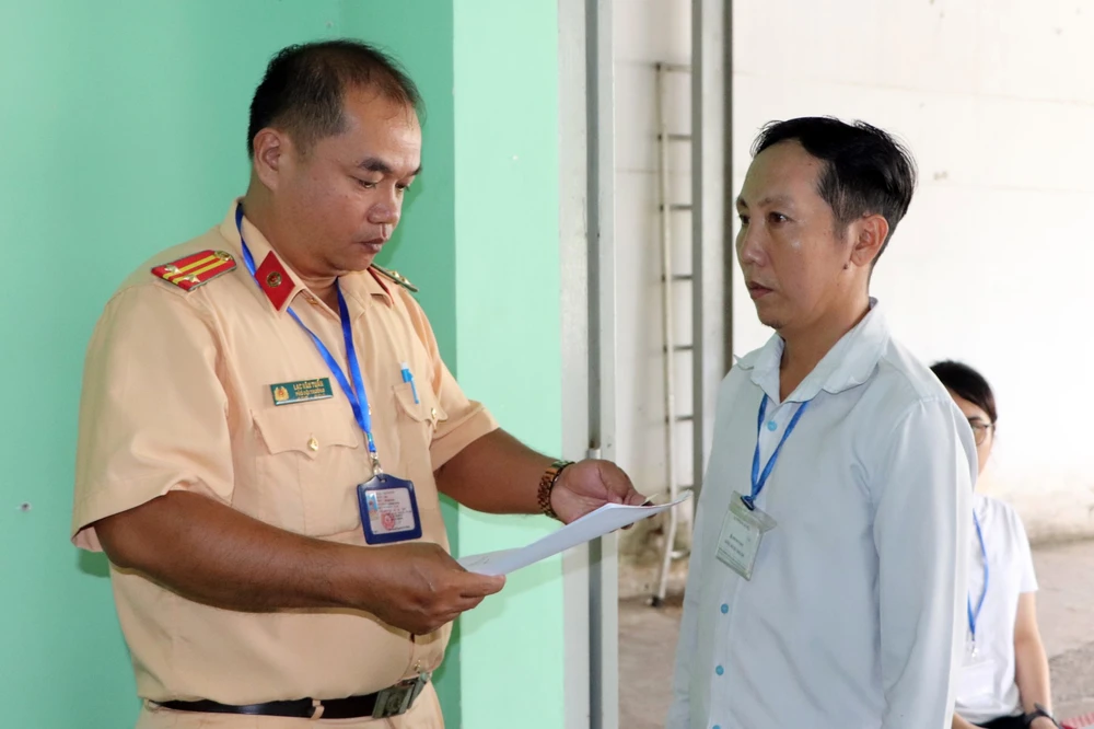 giấy phép lái xe (7).JPG