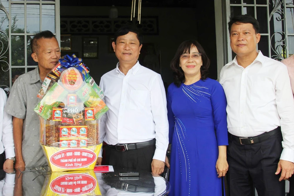 tân đông hiệp (2).jpg