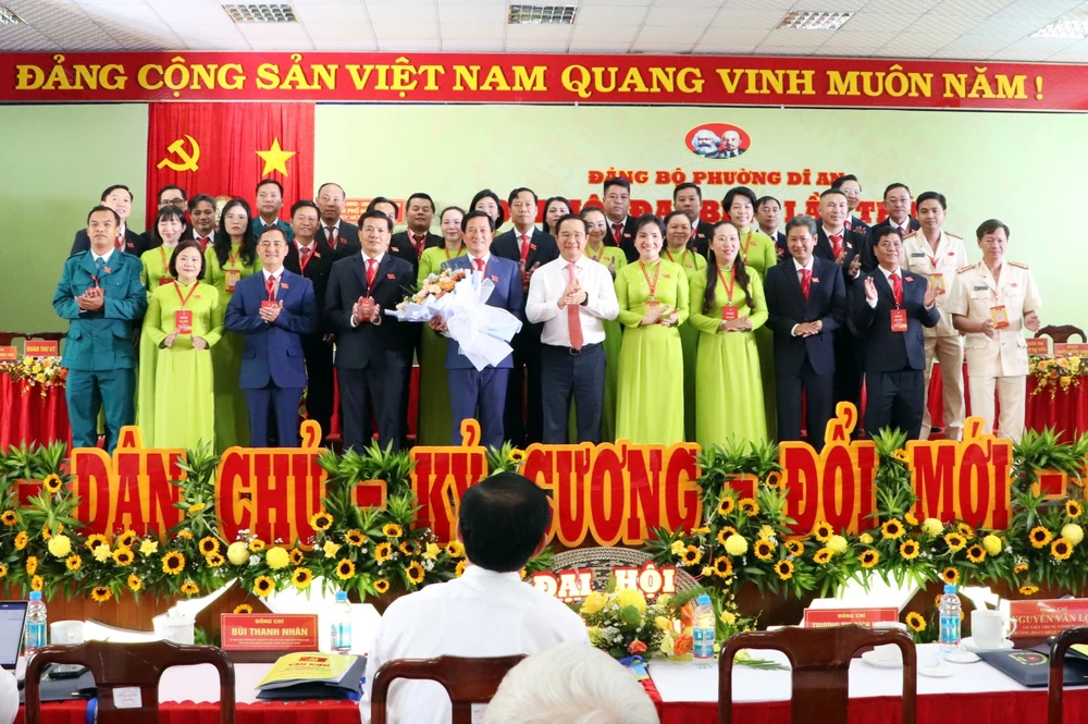 Chủ tịch UBND (1).JPG