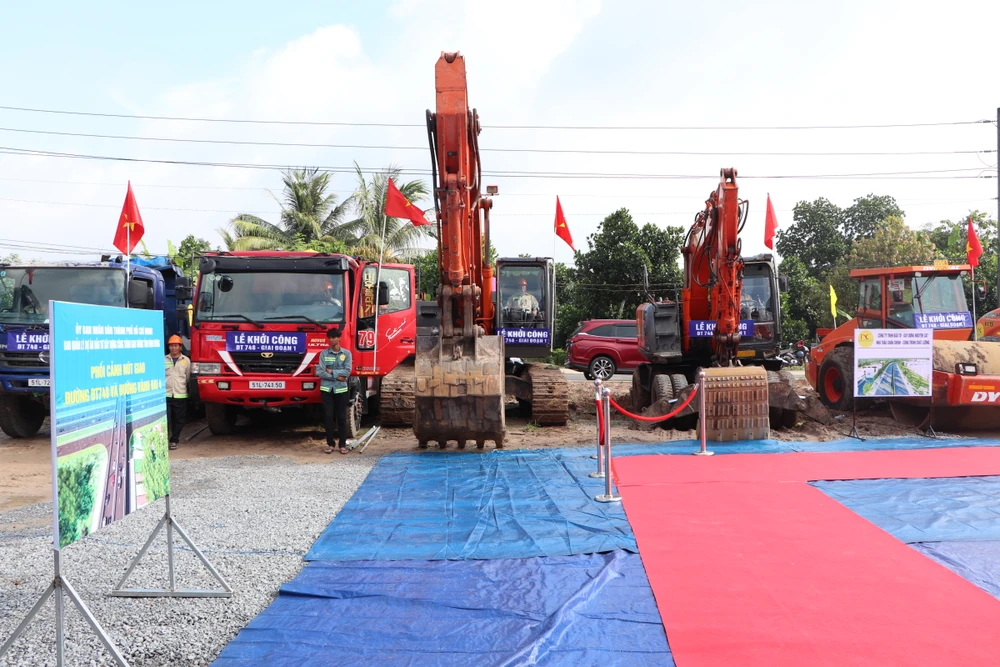 xây dựng hầm chui (1).JPG