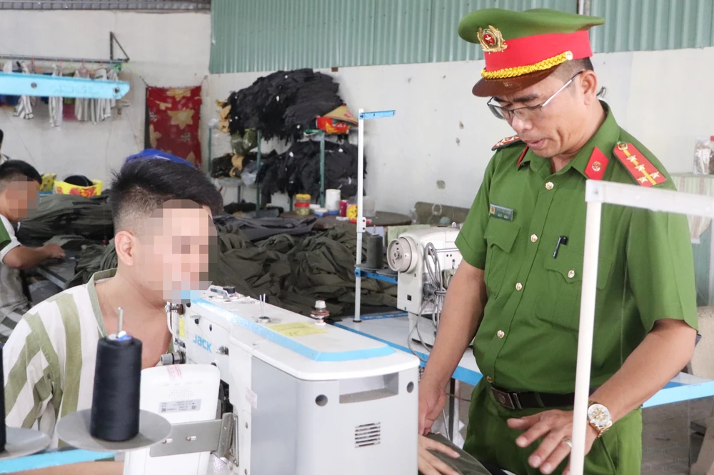 Xét chọn đặc xá (6).JPG