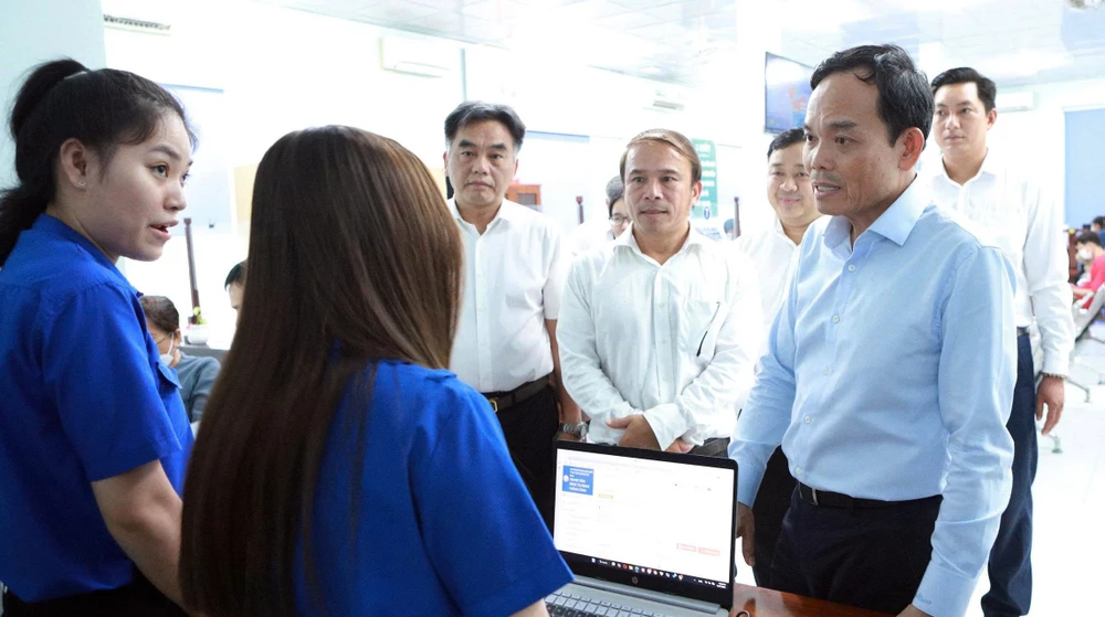 bí thư thành ủy (3).jpg