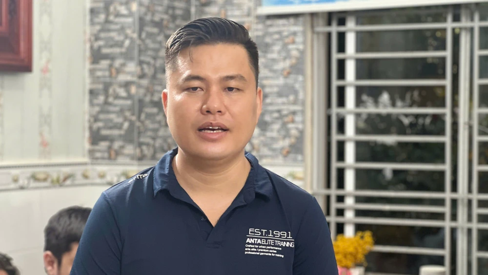 lại lý huynh (1).jpg