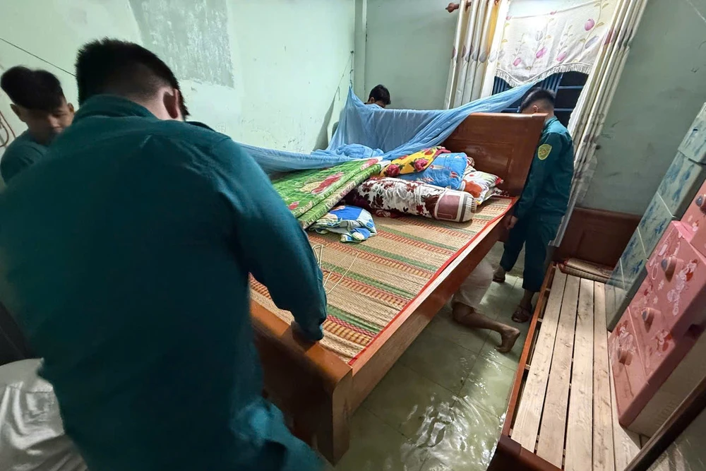 triều cường (1).jpg