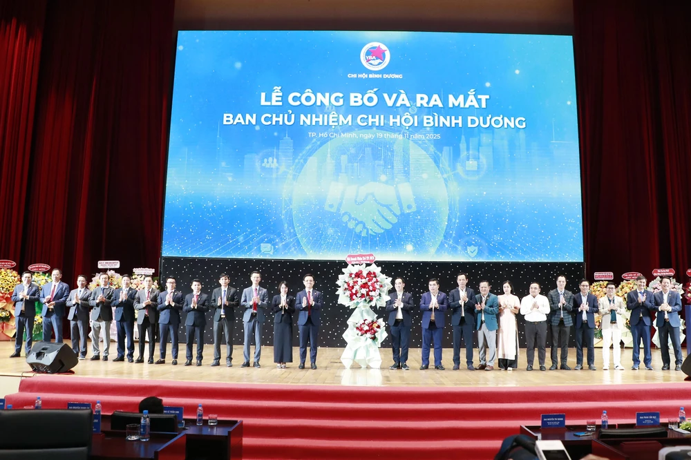 doanh nhân trẻ (1).JPG