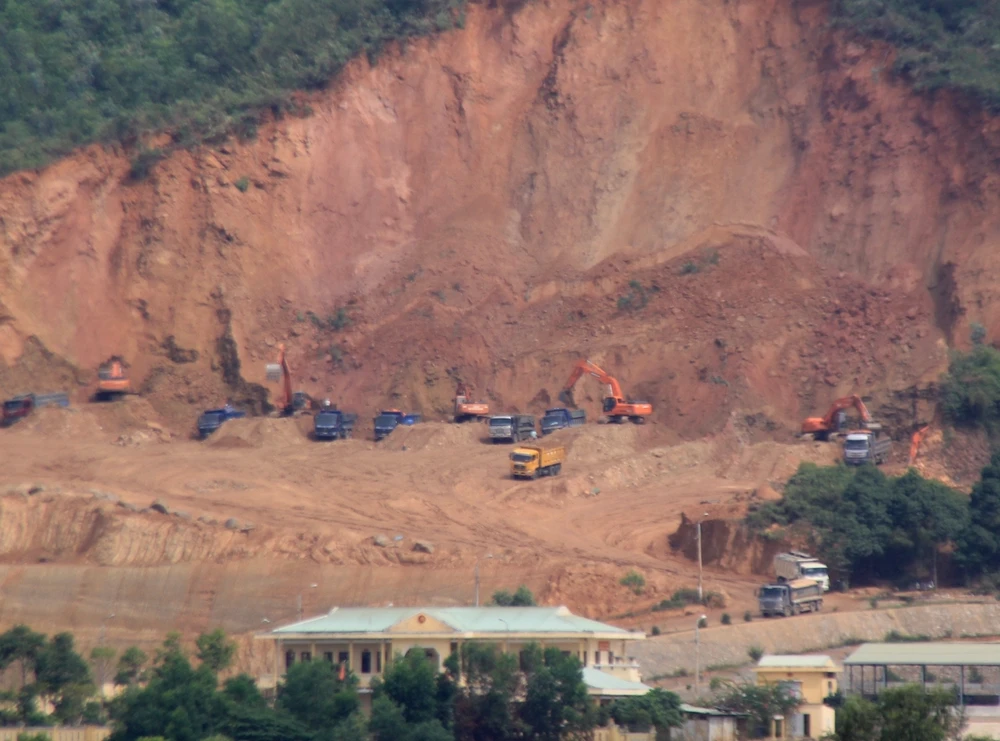 Đà Nẵng: Sẽ 'trảm' doanh nghiệp vi phạm môi trường tới lần thứ ba ảnh 1