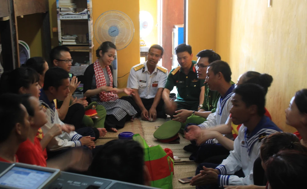 Những giọt nước mắt tại Gạc Ma - Cô Lin ảnh 3