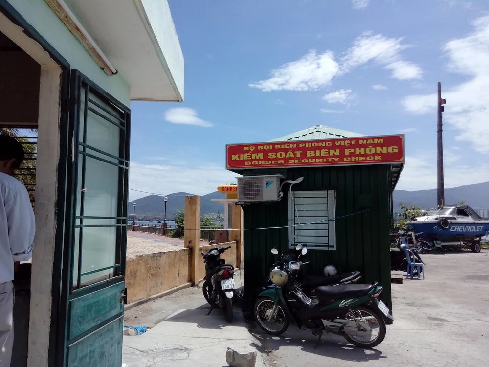 Giao lại cảng sông Hàn cho biên phòng quản lý sau vụ chìm tàu ảnh 1