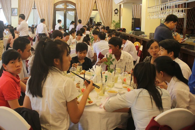 khách sạn sang đón thí sinh mùa thi 2016